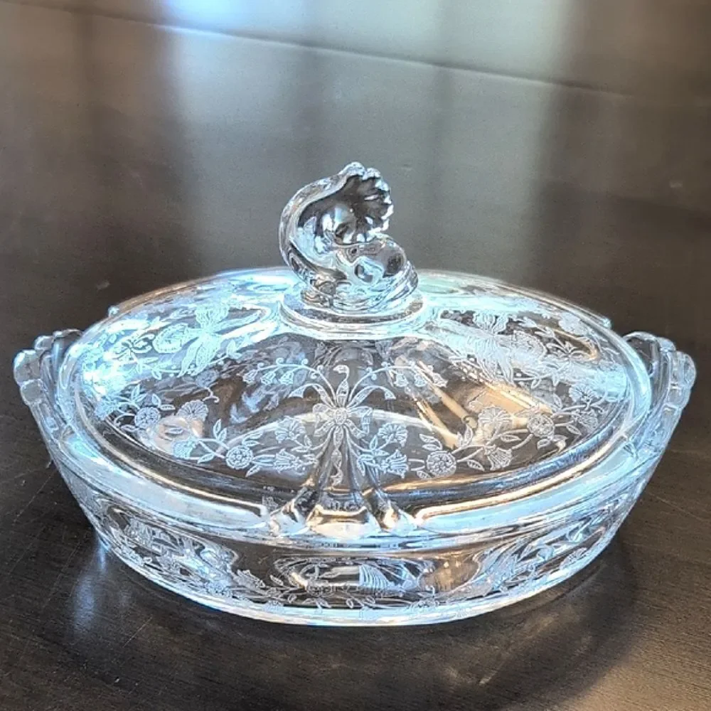 Heisey Glass Elegant Queen Ann Etched Orchid Lemon Dish with Dolphin Finial 1940